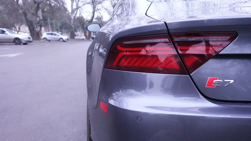Audi S7 • 2017 • 51,000 km 9