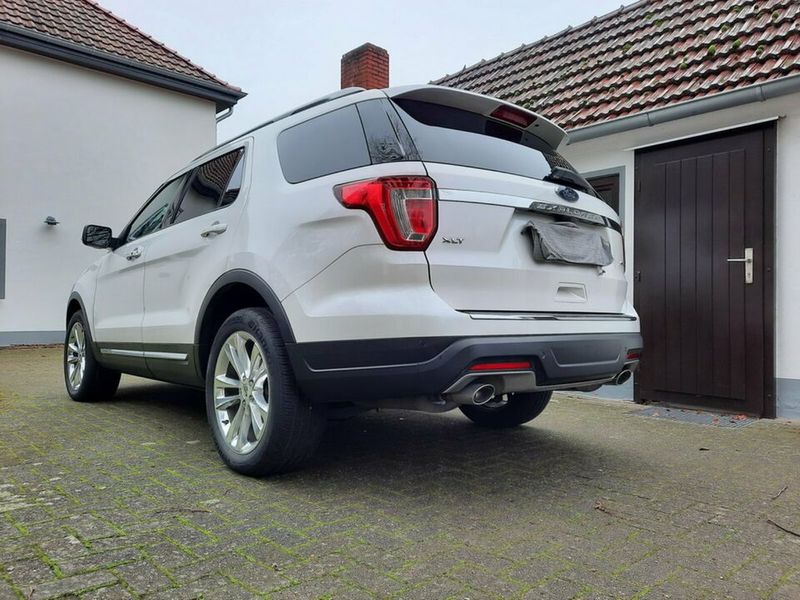 Ford Explorer • 2018 • 75,000 km 10