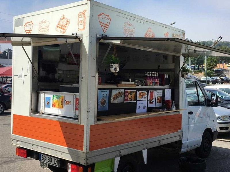 Renault Laguna • 1994 • 98,000 km 4