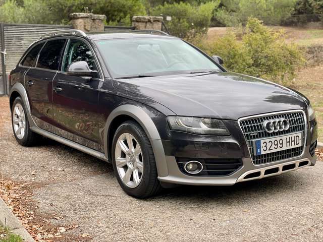 Audi A4 Allroad • 2011 • 179,980 km 1