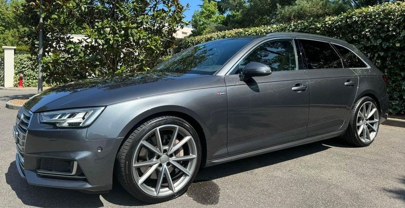 Audi A4 • 2018 • 16,500 km 5