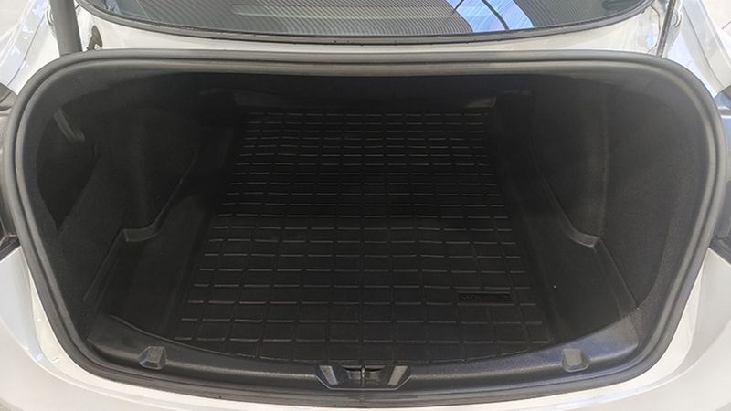 Tesla Model 3 • 2021 • 64,033 km 2