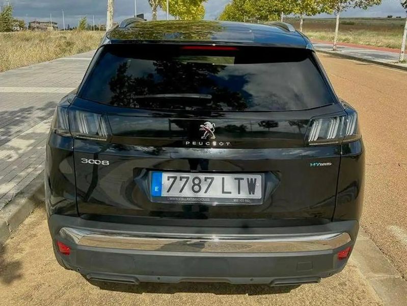 Peugeot 3008 • 2021 • 24,886 km 3