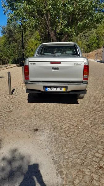 Toyota Hilux • 2007 • 213,000 km 3