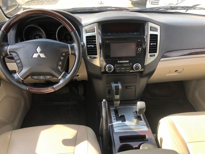 Mitsubishi Pajero Sport • 2020 • 50,000 km 2