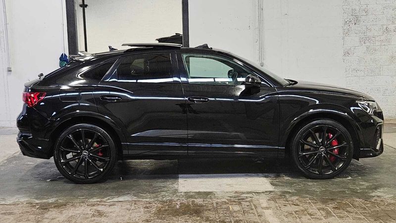 Audi Q3 • 2021 • 38,777 km 16