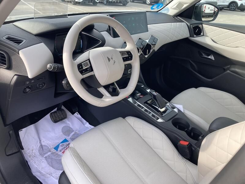 Citroën DS3 • 2022 • 32,228 km 8