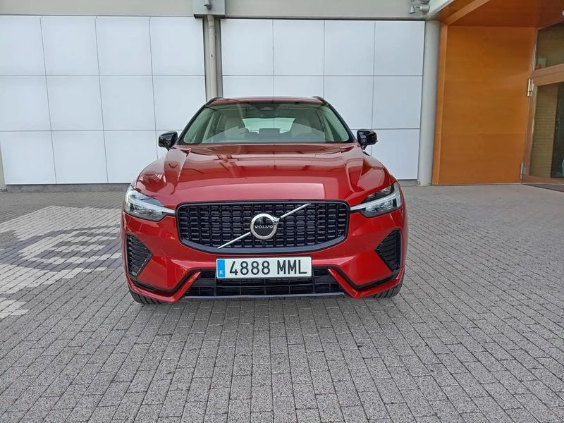 Volvo XC60 • 2023 • 5,500 km 5