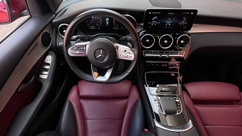 Mercedes-Benz GLC • 2020 • 65,285 km 5