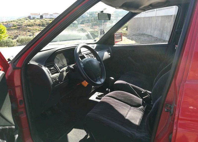 Ford Escort • 1996 • 99,999 km 2