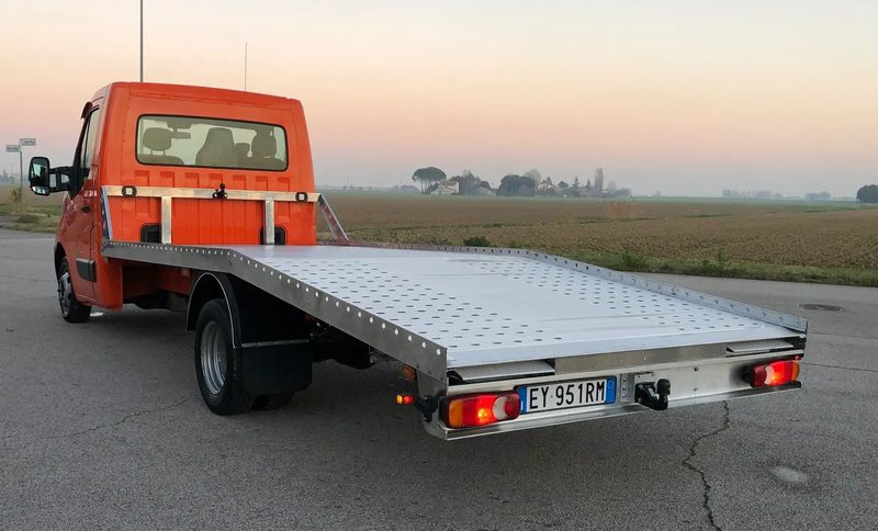 Renault Master • 2015 • 145,000 km 4