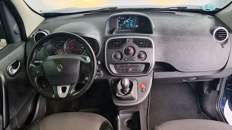 Renault Kangoo • 2018 • 69,152 km 4