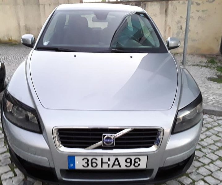 Volvo C30 • 2007 • 109,000 km 1