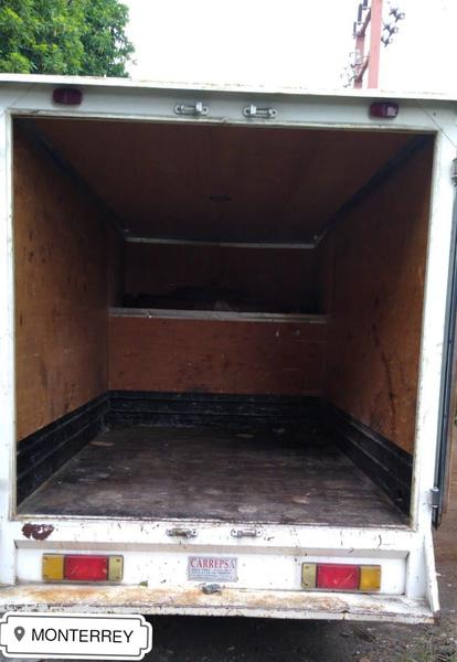 Nissan Pickup • 2004 • 140 km 5