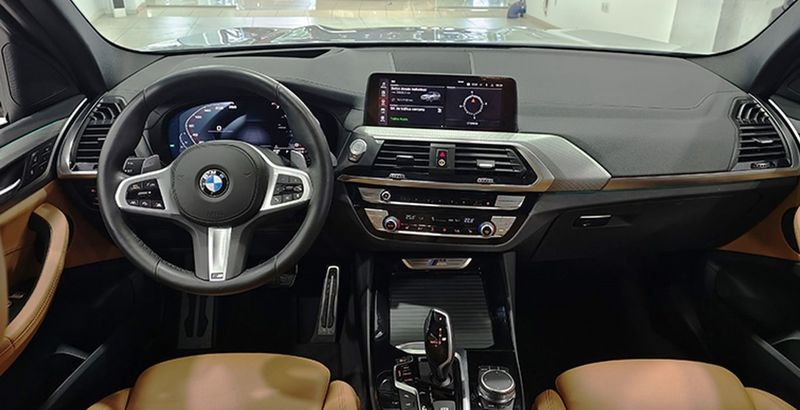 BMW X3 • 2021 • 69,000 km 7
