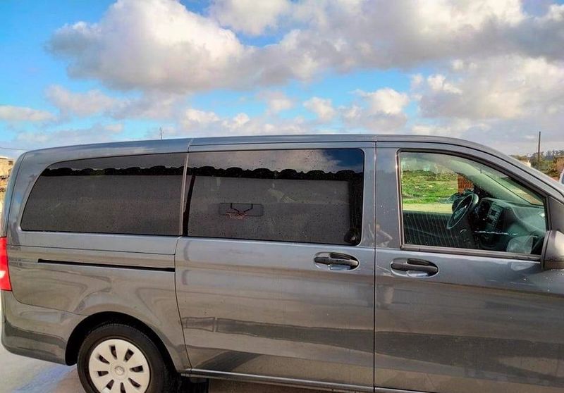 Mercedes-Benz 115 • 2016 • 130,000 km 5