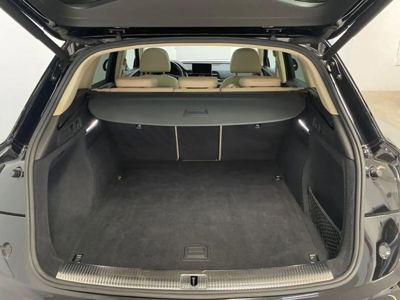 Audi Q5 • 2020 • 69,000 km 9