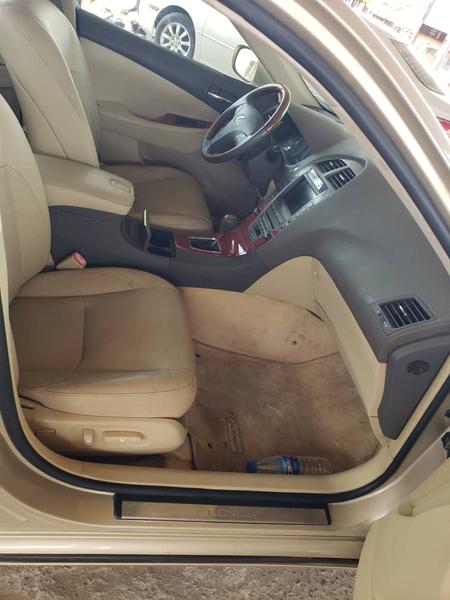 Lexus LS • 2008 • 144,236 km 4