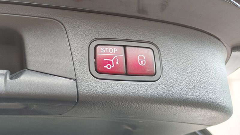 Mercedes-Benz GLA • 2020 • 41,000 km 18