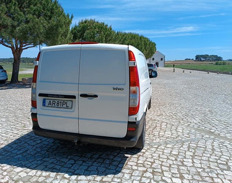 Mercedes-Benz 210 Van • 2009 • 247,000 km 7