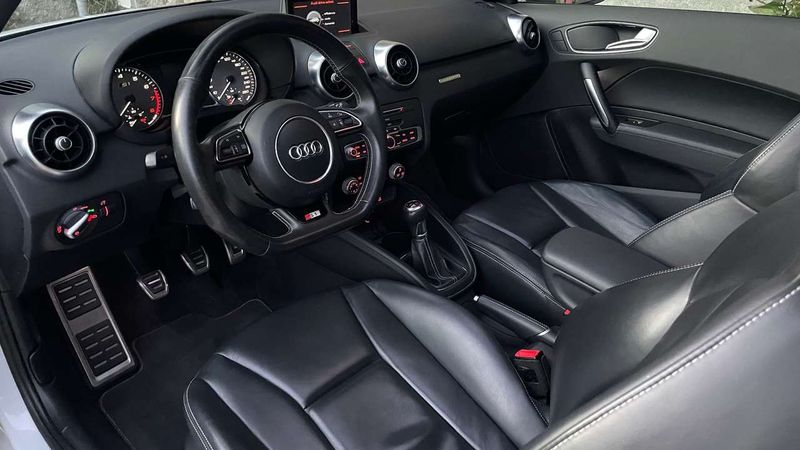 Audi A1 • 2014 • 93,000 km 5