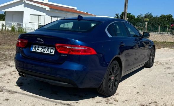 Jaguar XE • 2016 • 115,000 km 2