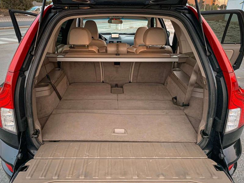 Volvo XC90 • 2013 • 190,000 km 3