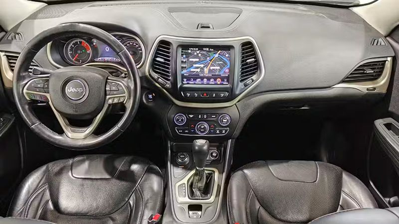 Jeep Cherokee • 2016 • 154,434 km 10