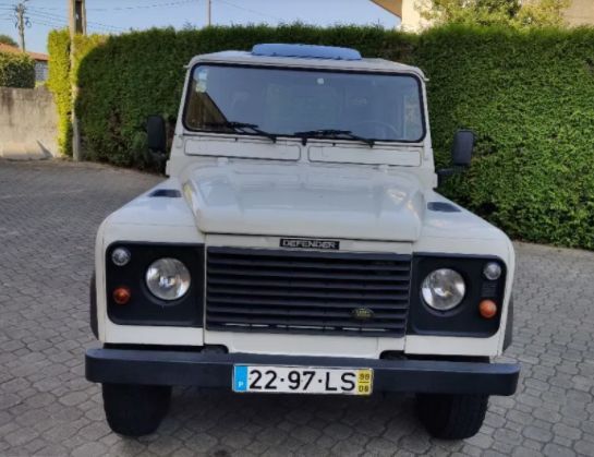 Land Rover Defender • 1998 • 163,570 km 1