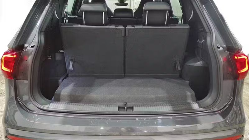 Seat Toledo • 2023 • 14,367 km 8