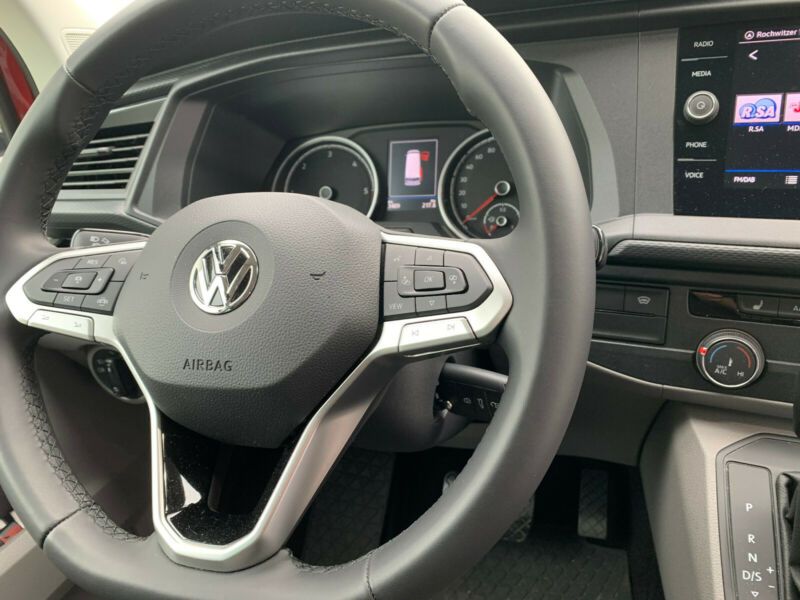 Volkswagen T5 • 2019 • 47,900 km 13