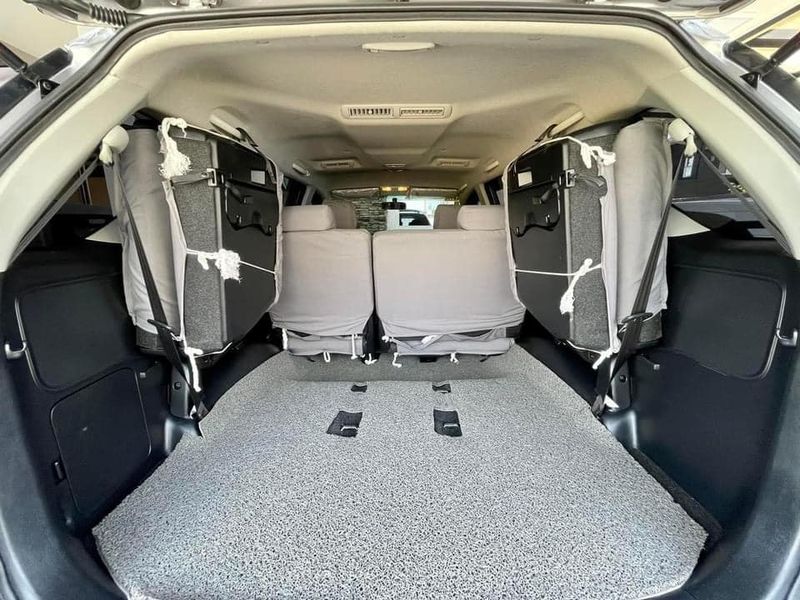 Toyota Fortuner • 2015 • 39,000 km 5