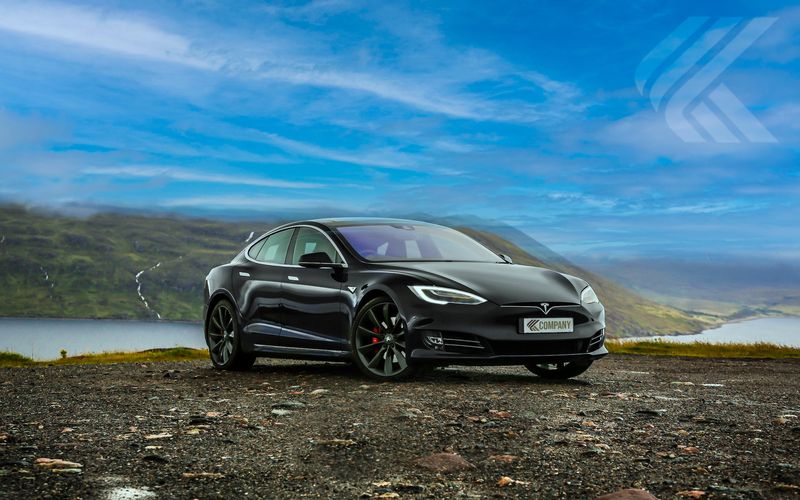 Tesla Model S • 2018 • 111,000 km 7