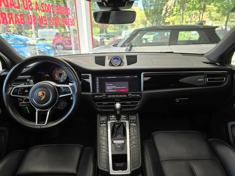 Porsche Macan • 2019 • 95,581 km 9