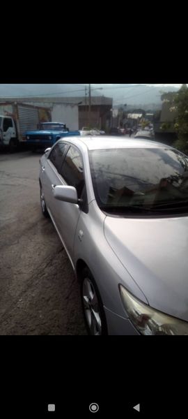 Toyota Corolla XEI • 2012 • 177,000 km 3