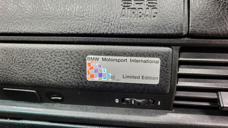 BMW 3 Series • 1994 • 300,200 km 12