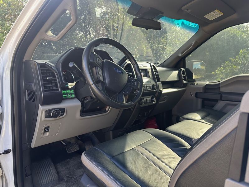 Ford F-150 • 2019 • 147,000 km 3