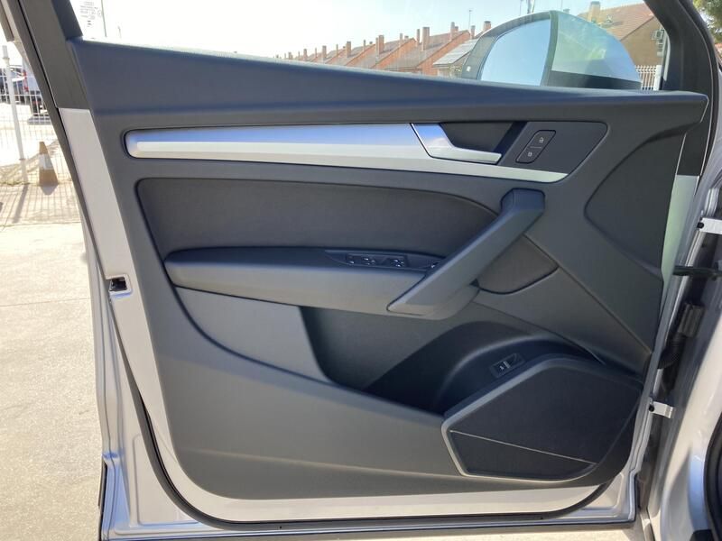 Audi Q5 • 2023 • 19,949 km 19