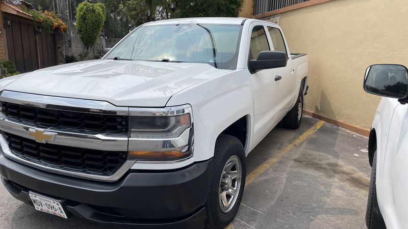 Chevrolet Silverado 2500hd • 2017 • 115,000 km 7