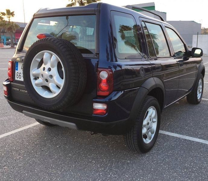 Land Rover Freelander • 2003 • 250,000 km 2