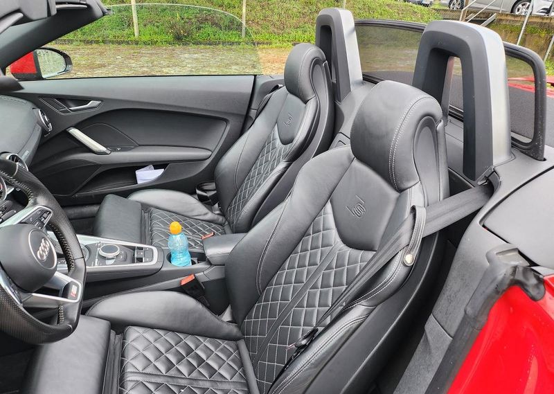 Audi A3 Cabriolet • 2016 • 110,000 km 4