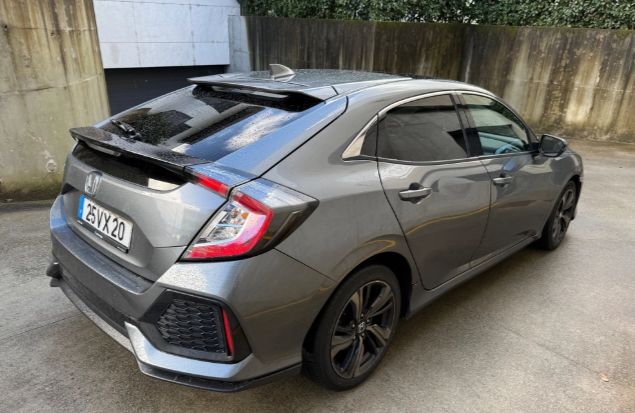 Honda Civic • 2019 • 119,000 km 4