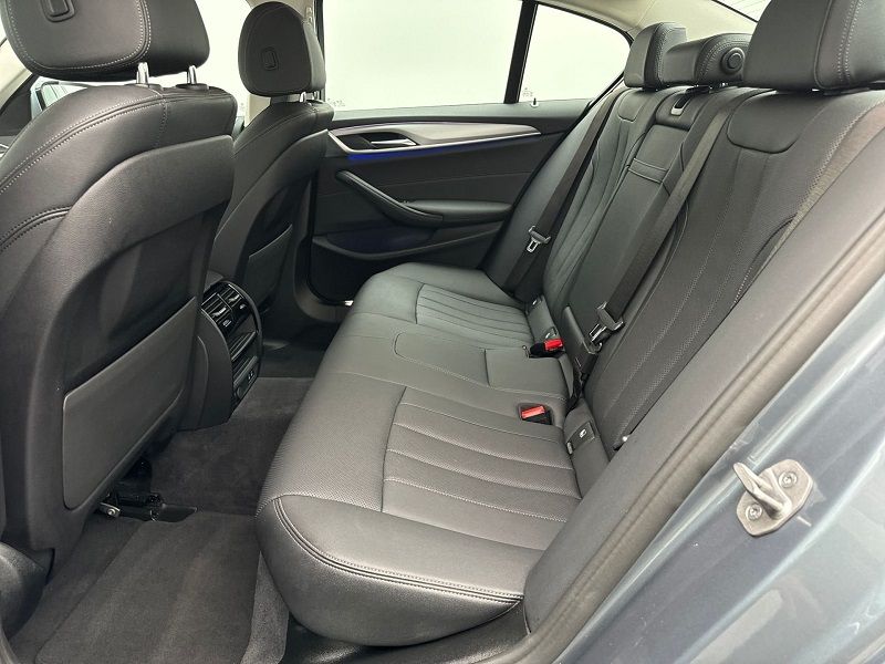 BMW 5 Series • 2022 • 43,148 km 5