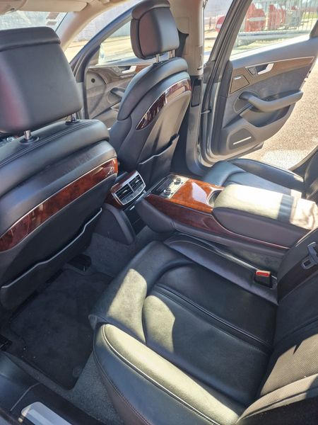 Audi A8 • 2013 • 192,400 km 7