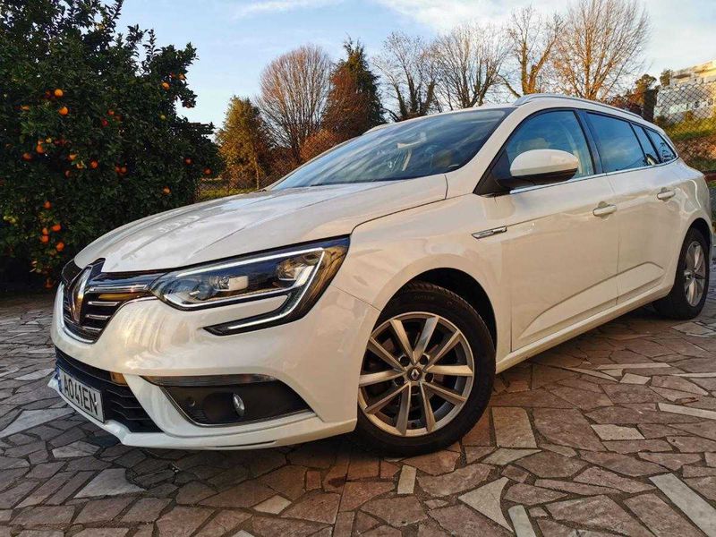 Renault Mégane • 2017 • 141,000 km 1