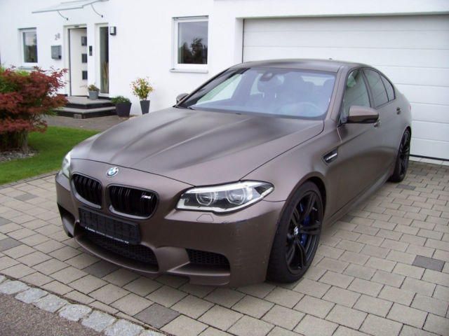 BMW M5 • 2014 • 128,500 km 1
