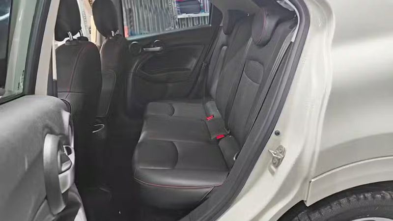 Fiat 500X • 2023 • 68,181 km 12