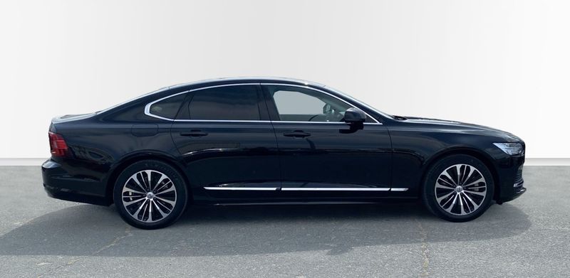 Volvo S90 • 2023 • 32,000 km 20