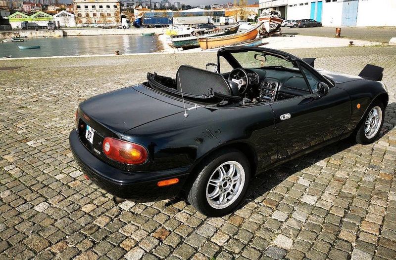 Mazda MX-5 • 1997 • 190,000 km 3