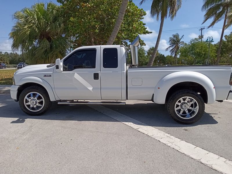 Ford F-350 Super Duty • 2001 • 194,800 mi 6